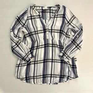 Maternity Top Plaid V-Neck Henley Top Navy Blue White Comfy Soft Rayon, Small